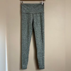 Ivivva Lululemon size 14 youth olive leggings